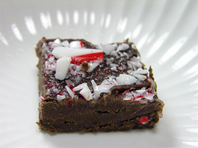 peppermintfudge1 5 minute Peppermint Fudge 
